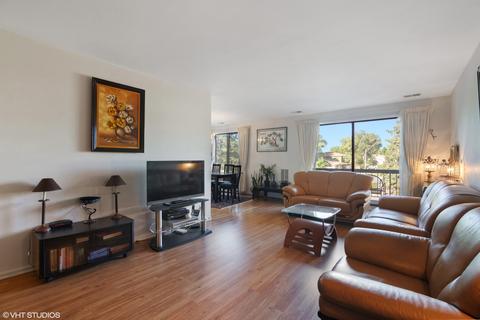 1500 Harbour Dr #2Q, Wheeling, IL 60090 photo 4