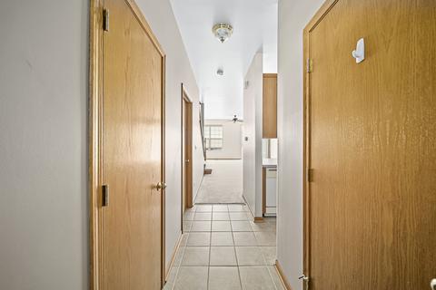 5228 Cobblers Xing, Mchenry, IL 60050 photo 3
