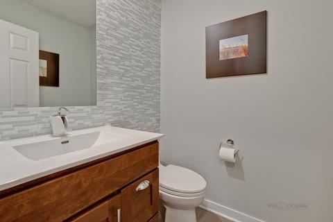 828 Poplar Ln, Deerfield, IL 60015 photo 15