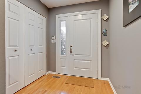 828 Poplar Ln, Deerfield, IL 60015 photo 3