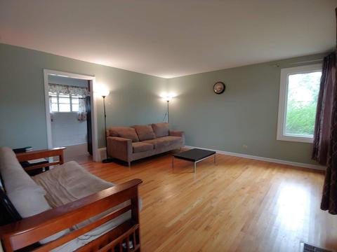356 Oak St, Des Plaines, IL 60016 photo 2