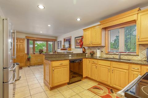 727 N Wolf Rd, Hillside, IL 60162 photo 10