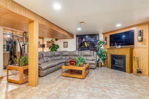 727 N Wolf Rd, Hillside, IL 60162 photo 15