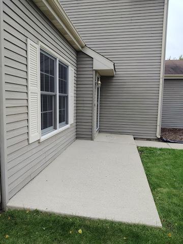 5411 Abbey Dr, Mchenry, IL 60050 photo 2