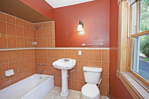 405 E Blackman St, Harvard, IL 60033 photo 10