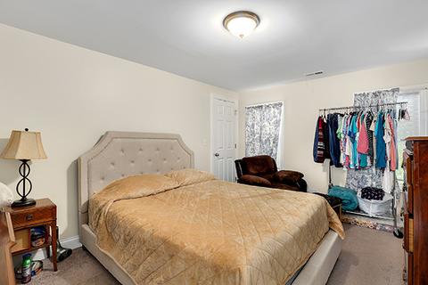 2923 N Gresham Ave, Chicago, IL 60618 photo 10