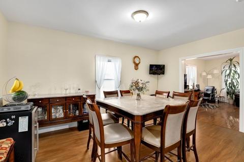 2923 N Gresham Ave, Chicago, IL 60618 photo 4