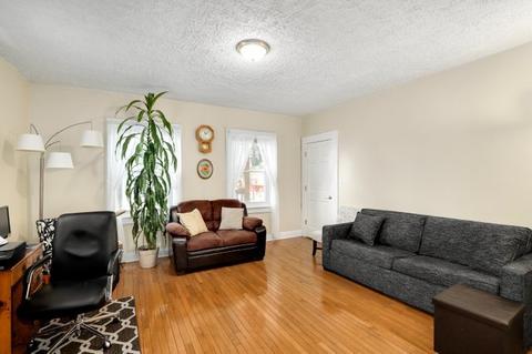 2923 N Gresham Ave, Chicago, IL 60618 photo 3