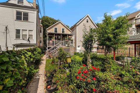2923 N Gresham Ave, Chicago, IL 60618 photo 15