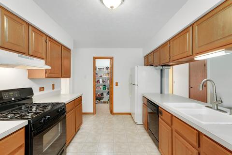 1201 Lynnfield Ln, Bartlett, IL 60103 photo 12