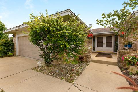 1201 Lynnfield Ln, Bartlett, IL 60103 photo 2