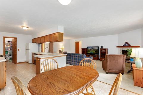 1201 Lynnfield Ln, Bartlett, IL 60103 photo 13