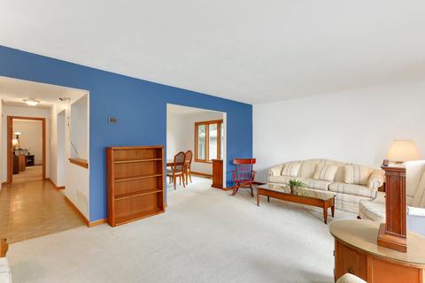 1201 Lynnfield Ln, Bartlett, IL 60103 photo 6