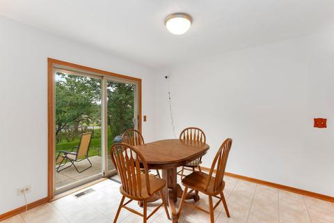 1201 Lynnfield Ln, Bartlett, IL 60103 photo 14