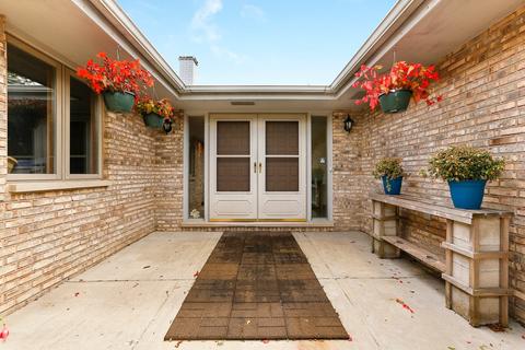 1201 Lynnfield Ln, Bartlett, IL 60103 photo 3