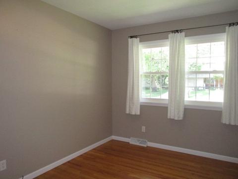 1209 Riordan St, Normal, IL 61761 photo 9
