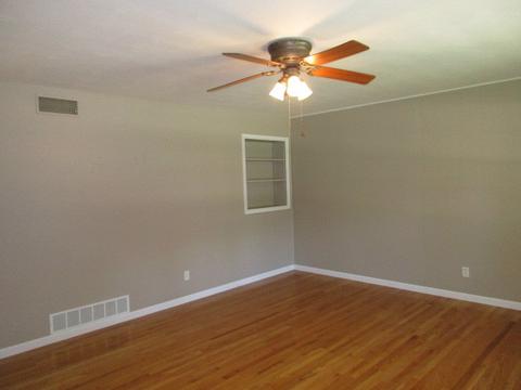 1209 Riordan St, Normal, IL 61761 photo 3