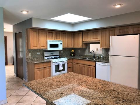 1810 E Aztec Ln, Mount Prospect, IL 60056 photo 8