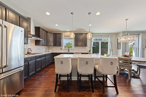 580 Amy Ln, Wheaton, IL 60187 photo 7