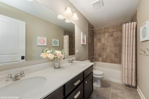 580 Amy Ln, Wheaton, IL 60187 photo 21