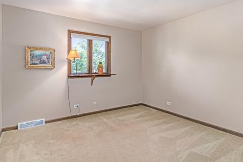 251 Brookside Dr, Elgin, IL 60123 photo 24