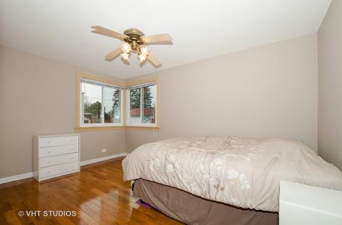 5041 W Devon Ave, Chicago, IL 60646 photo 9