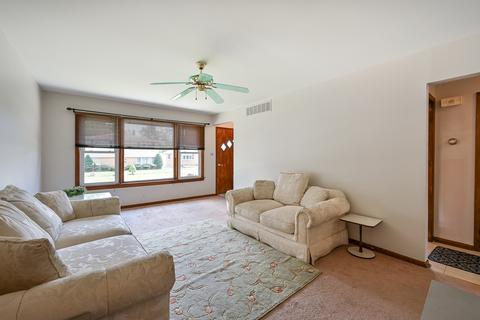 1100 Richard Ave, Berkeley, IL 60163 photo 4