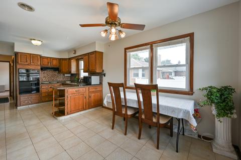 1100 Richard Ave, Berkeley, IL 60163 photo 9