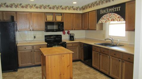 1312 W Heritage Rd, Normal, IL 61761 photo 2