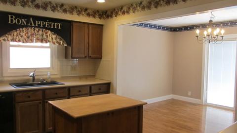 1312 W Heritage Rd, Normal, IL 61761 photo 11