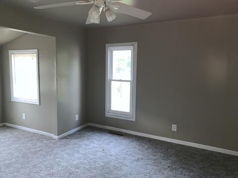 309 E Main St, Ogden, IL 61859 photo 4
