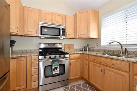 461 Harvard Ln, Bartlett, IL 60103 photo 6