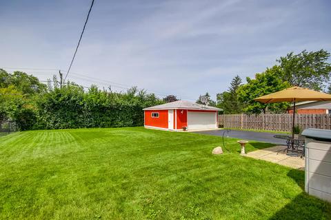 300 Pinecroft Dr, Roselle, IL 60172 photo 25