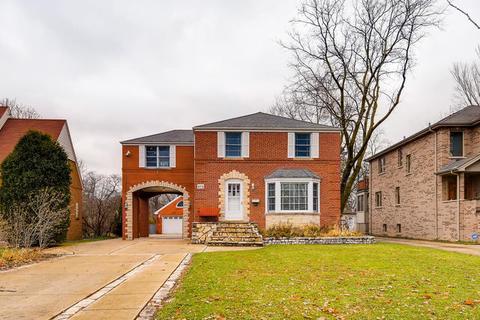 412 Uvedale Rd, Riverside, IL 60546 photo 1