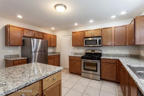 7219 Waterman Dr, Plainfield, IL 60586 photo 4
