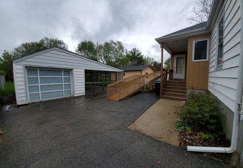 179 S Edison Ave, Elgin, IL 60123 photo 24