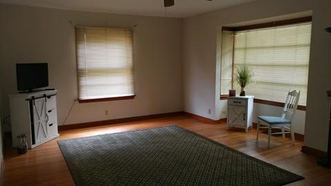 179 S Edison Ave, Elgin, IL 60123 photo 2