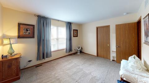410 Monroe Ave, Ingleside, IL 60041 photo 11