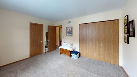 410 Monroe Ave, Ingleside, IL 60041 photo 12