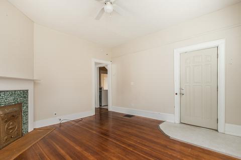 618 E Walnut St, Bloomington, IL 61701 photo 5