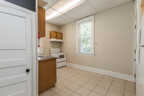 618 E Walnut St, Bloomington, IL 61701 photo 10