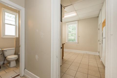 618 E Walnut St, Bloomington, IL 61701 photo 9