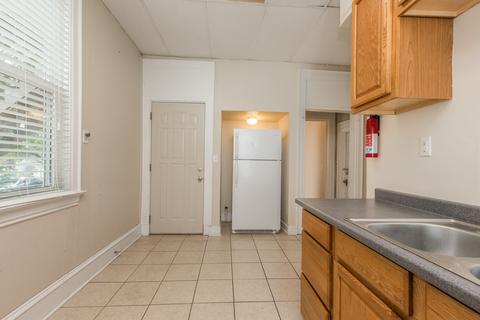 618 E Walnut St, Bloomington, IL 61701 photo 12