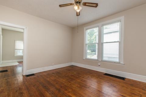 618 E Walnut St, Bloomington, IL 61701 photo 8