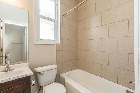 618 E Walnut St, Bloomington, IL 61701 photo 36