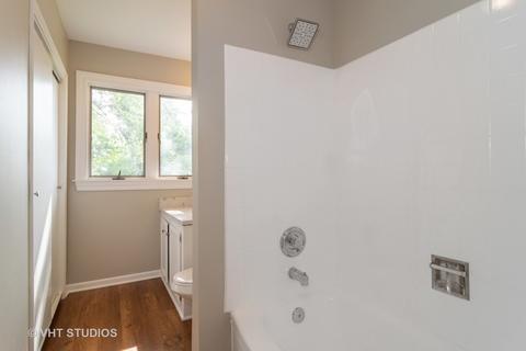 465 Aberdeen St, Hoffman Estates, IL 60169 photo 9