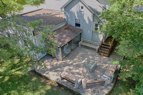441 Illinois Ave, Elgin, IL 60120 photo 4