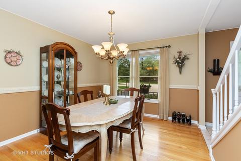 2433 Knowlton Dr, West Dundee, IL 60118 photo 8
