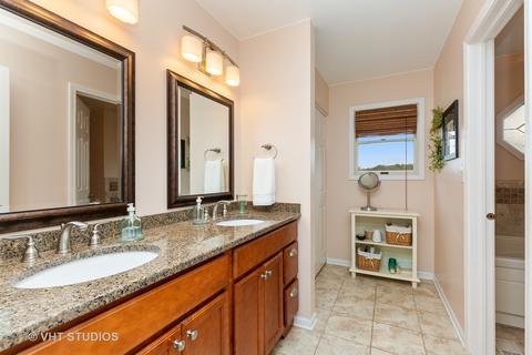 2433 Knowlton Dr, West Dundee, IL 60118 photo 10
