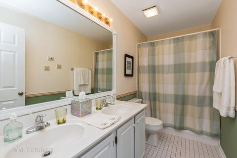 2433 Knowlton Dr, West Dundee, IL 60118 photo 16